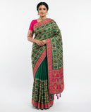 Elegant Green Silk Saree with Pink Contrast Border and Traditional Woven Design